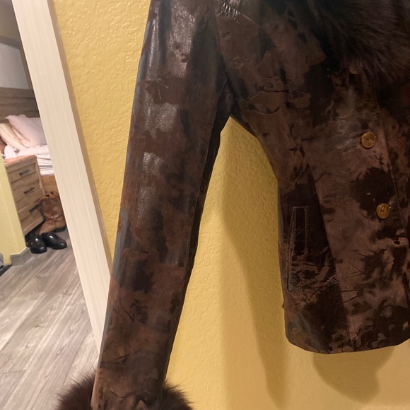 Cache Brown Leather and Faux Fur Jacket size 12. Excellent Condition, very rare! - Picture 7 of 16